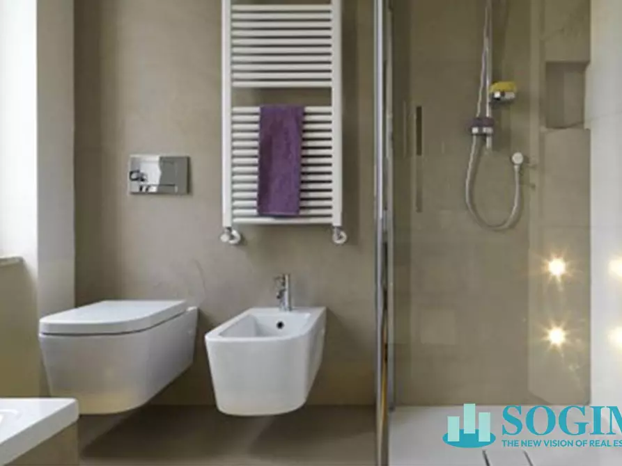 Immagine 13 di Appartamento in vendita  in Via Lambertenghi 4 a Como