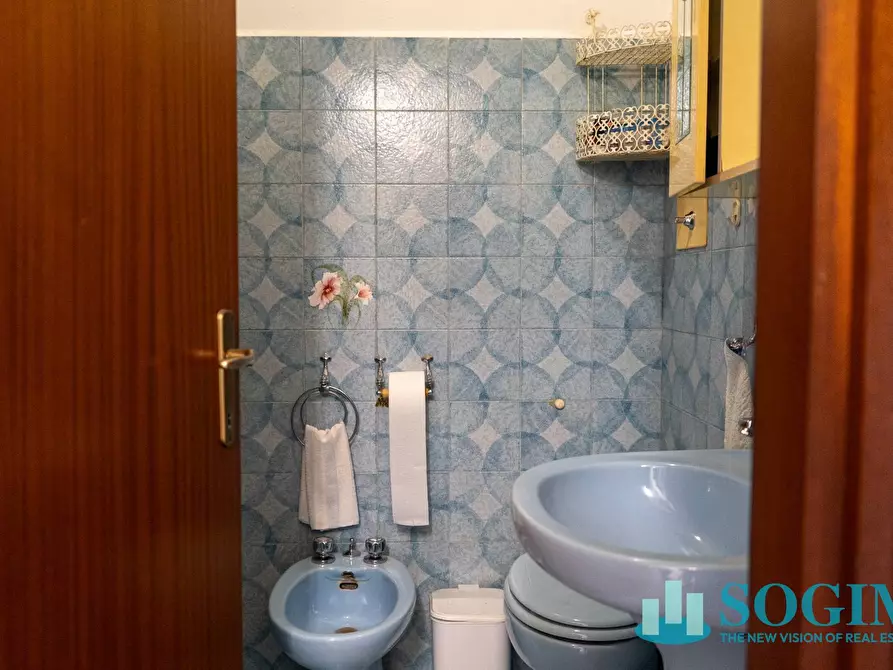 Immagine 24 di Appartamento in vendita  in via general cantore a Cantù