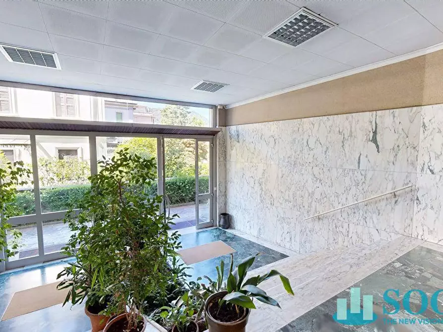 Immagine 19 di Appartamento in vendita  in Giuseppe Ferrari a Como