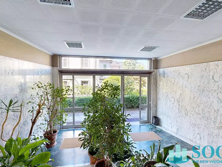 Immagine 20 di Appartamento in vendita  in Giuseppe Ferrari a Como