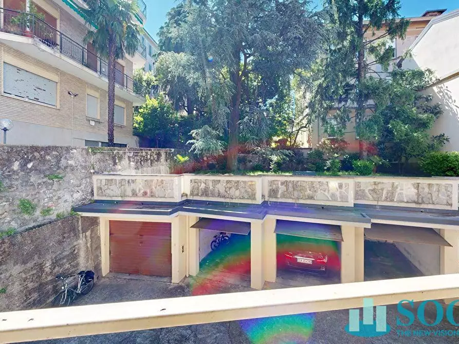 Immagine 21 di Appartamento in vendita  in Giuseppe Ferrari a Como