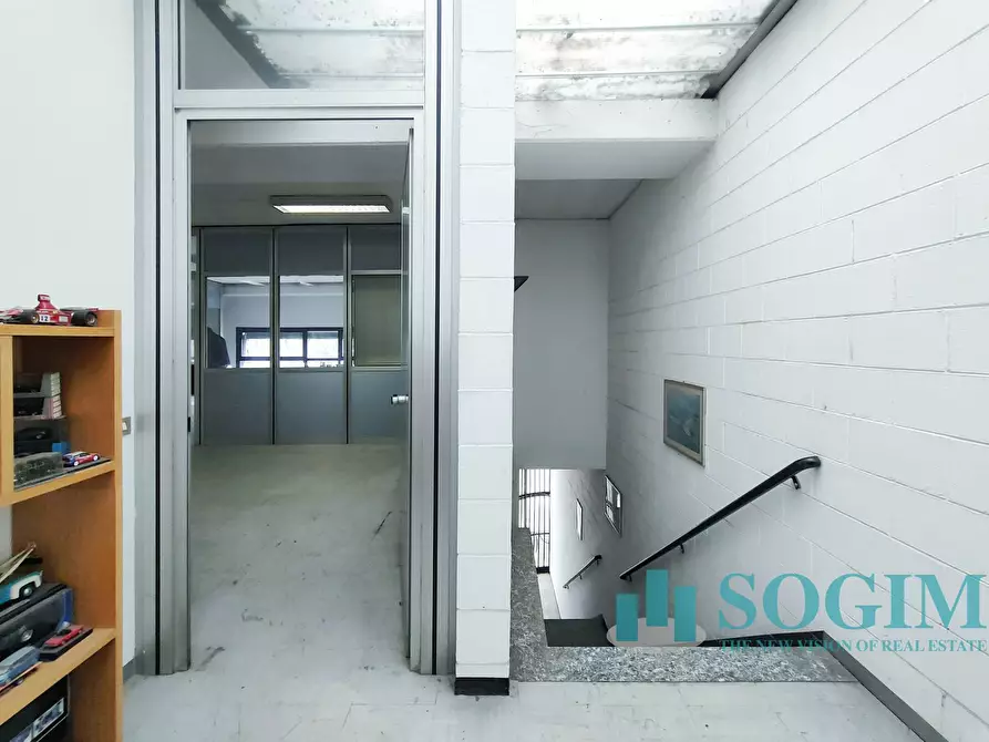 Immagine 8 di Capannone industriale in affitto  a Opera