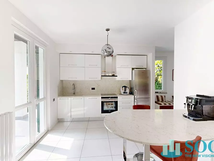 Immagine 7 di Villa in vendita  in via Meraccio a Villa Guardia