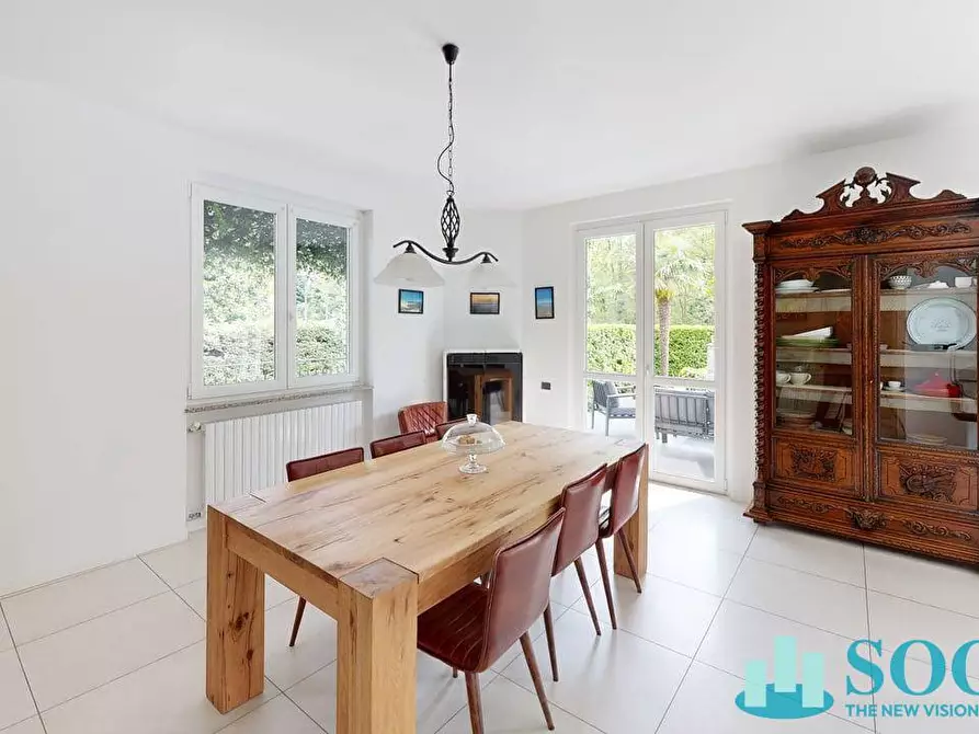 Immagine 6 di Villa in vendita  in via Meraccio a Villa Guardia