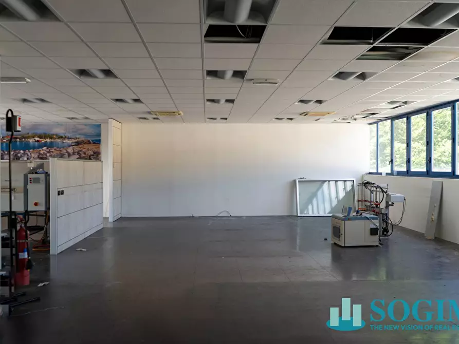 Immagine 9 di Capannone industriale in affitto  in via dei ierr a Albese Con Cassano