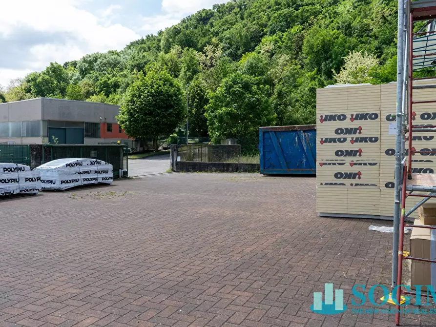 Immagine 25 di Capannone industriale in affitto  in via dei ierr a Albese Con Cassano