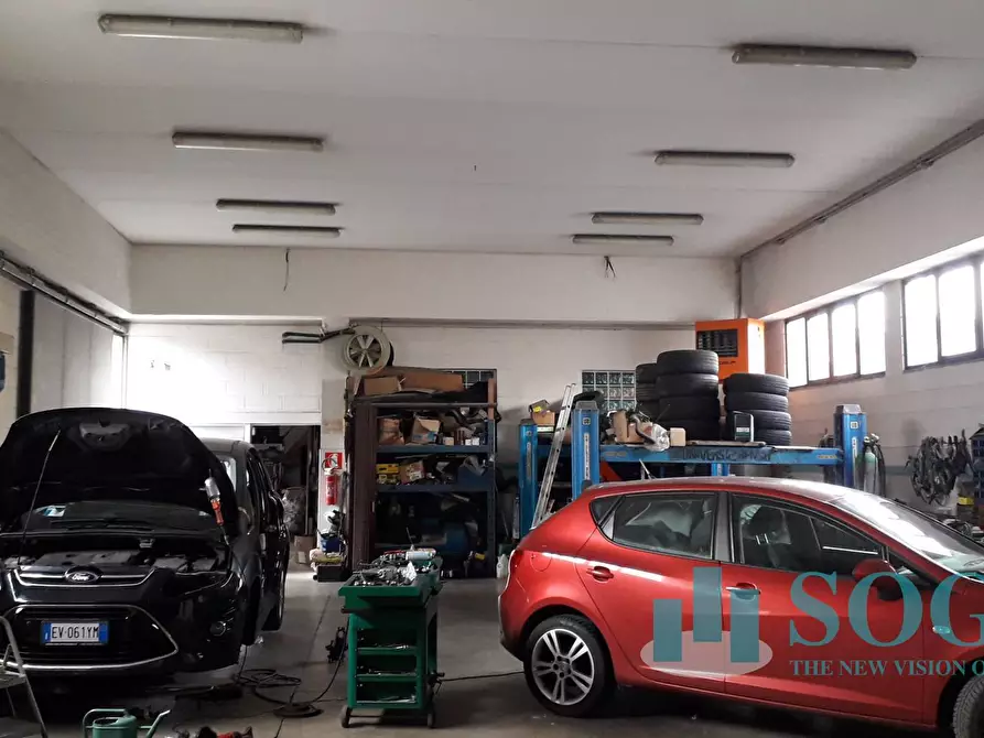 Immagine 3 di Capannone industriale in vendita  in via risorgimento a Senago