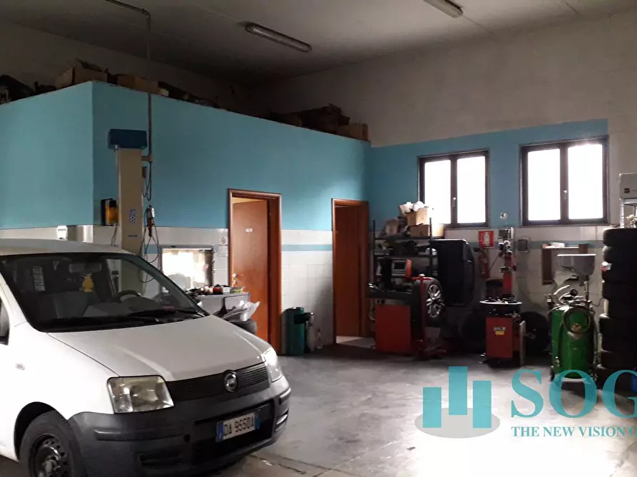 Immagine 6 di Capannone industriale in vendita  in via risorgimento a Senago