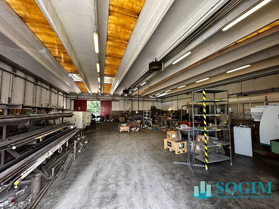 Immagine 13 di Capannone industriale in vendita  a Casalpusterlengo