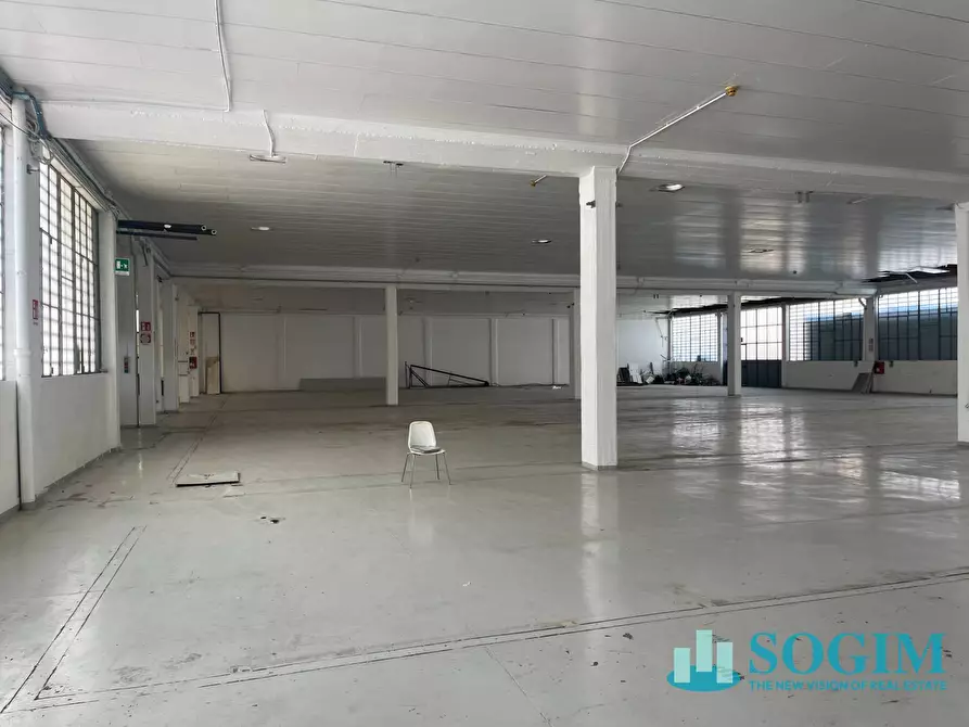 Immagine 5 di Capannone industriale in affitto  in via greppi a Cologno Monzese