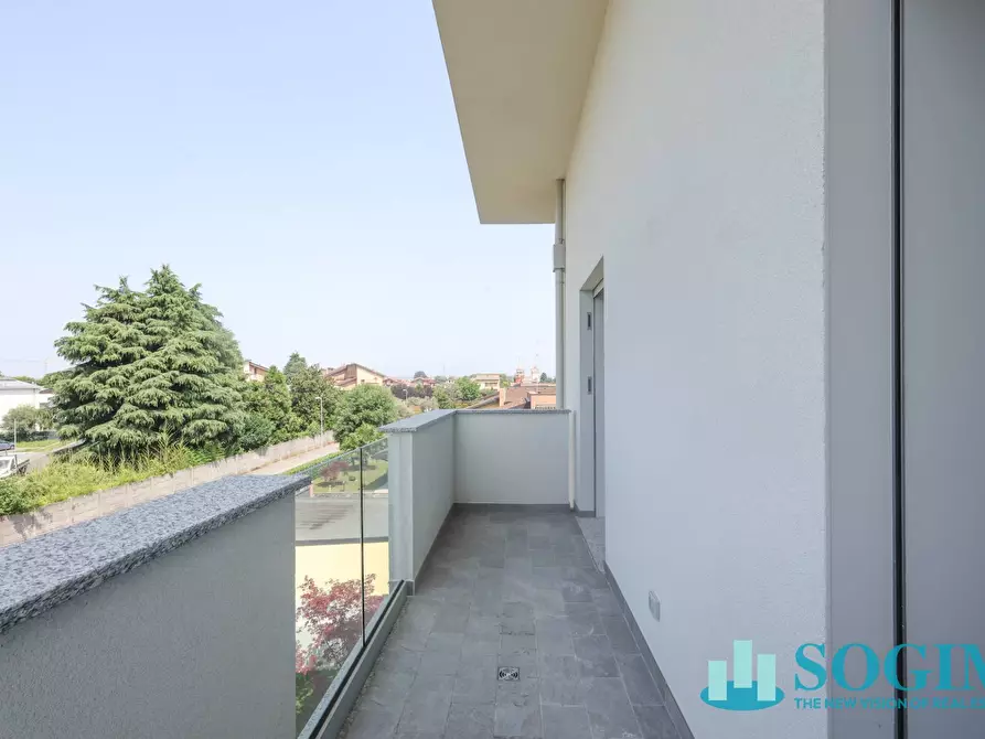 Immagine 13 di Attico in vendita  in via Corridoni 1 a Giussano