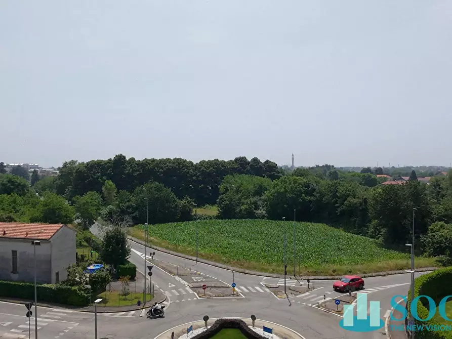 Immagine 43 di Attico in vendita  in via Corridoni 1 a Giussano