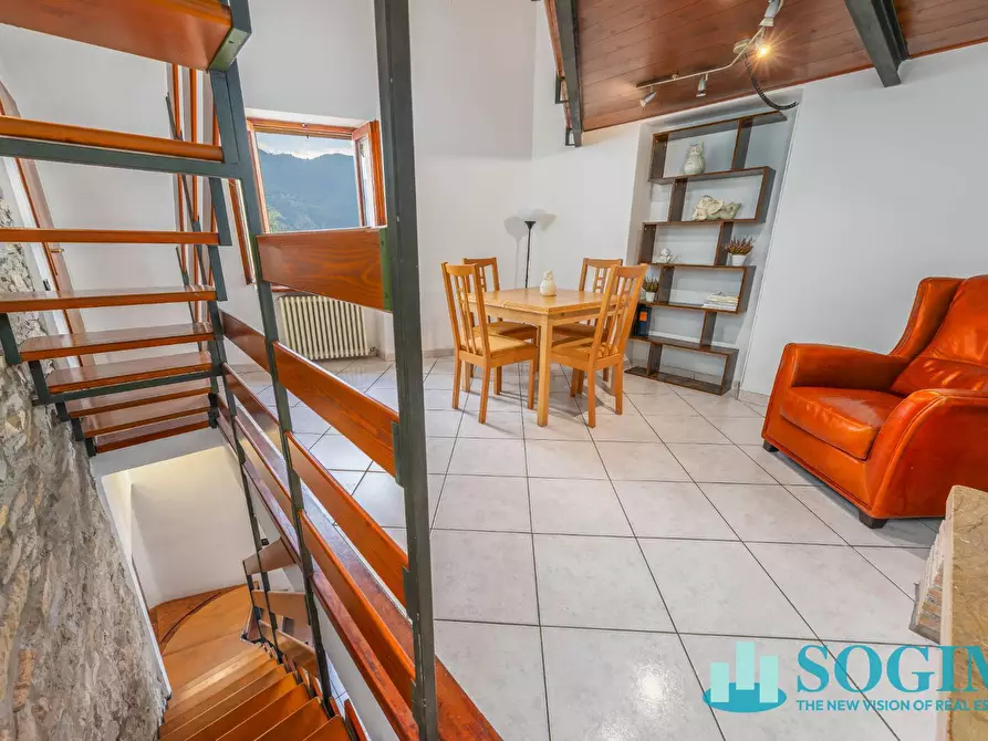 Immagine 11 di Appartamento in vendita  in frazione capovico a Blevio