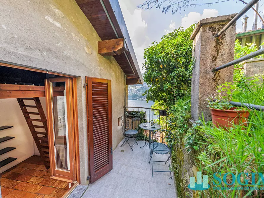 Immagine 25 di Appartamento in vendita  in frazione capovico a Blevio