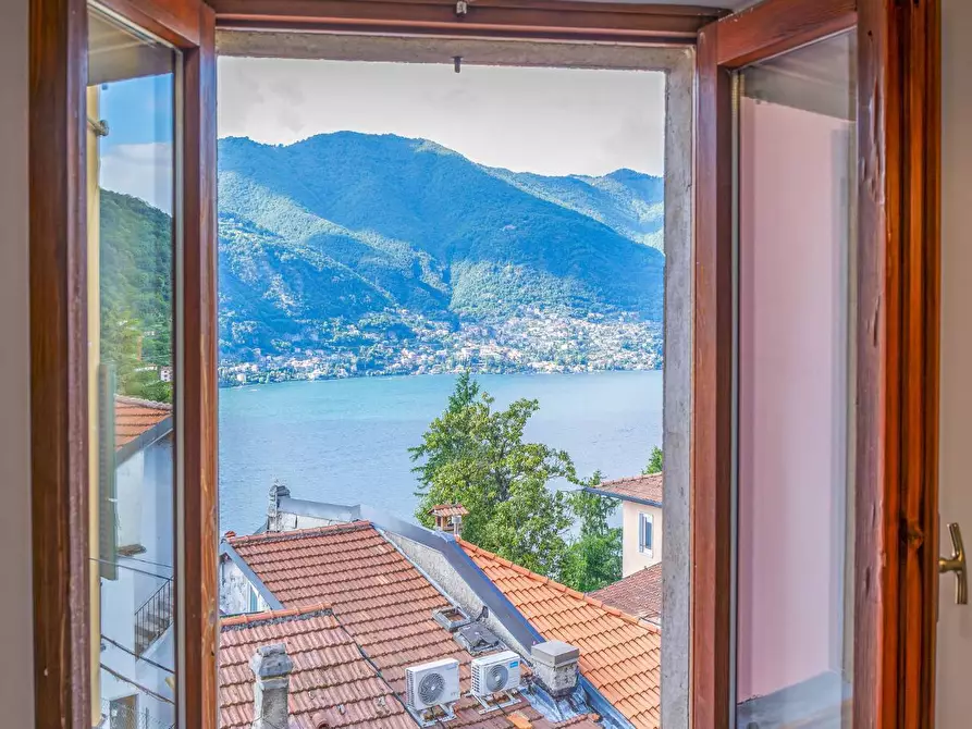 Immagine 1 di Appartamento in vendita  in frazione capovico a Blevio