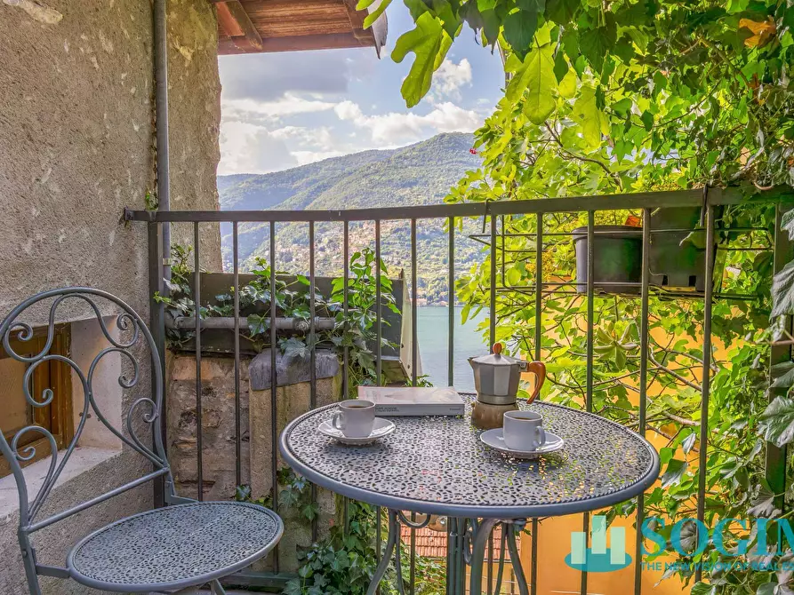 Immagine 31 di Appartamento in vendita  in frazione capovico a Blevio