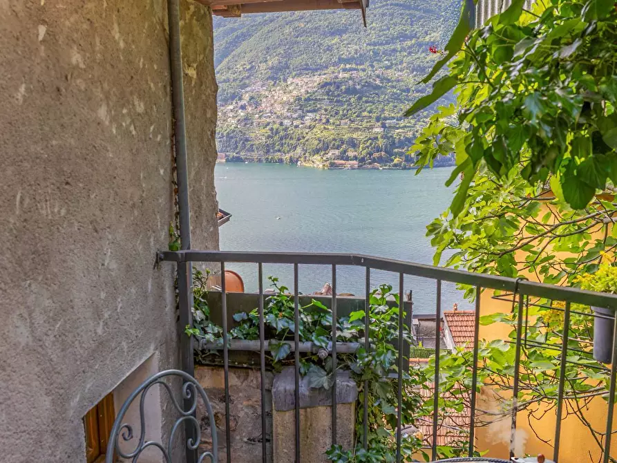 Immagine 32 di Appartamento in vendita  in frazione capovico a Blevio