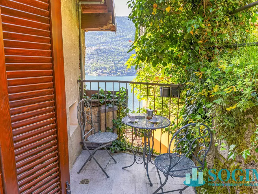 Immagine 26 di Appartamento in vendita  in frazione capovico a Blevio