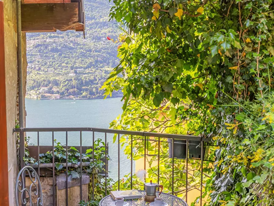 Immagine 33 di Appartamento in vendita  in frazione capovico a Blevio