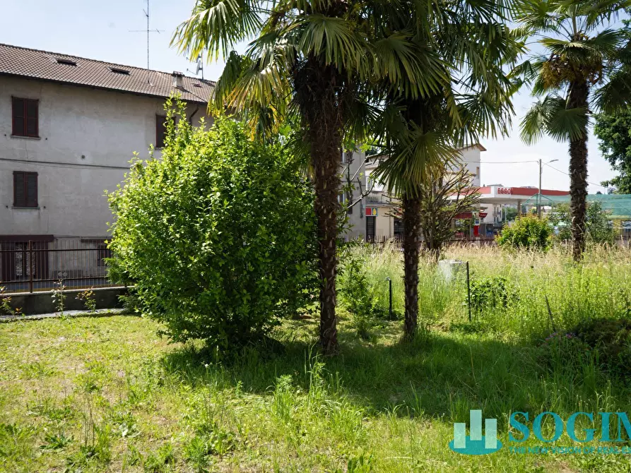 Immagine 38 di Laboratorio in vendita  in Via Milano a Cantù