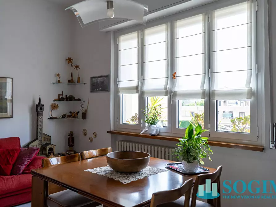 Immagine 18 di Laboratorio in vendita  in Via Milano a Cantù