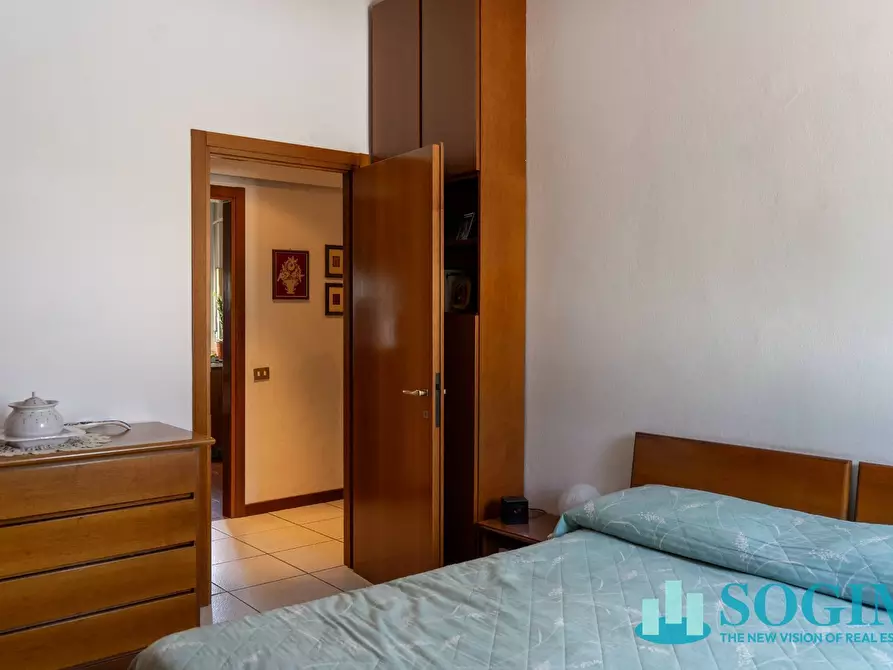 Immagine 34 di Laboratorio in vendita  in Via Milano a Cantù