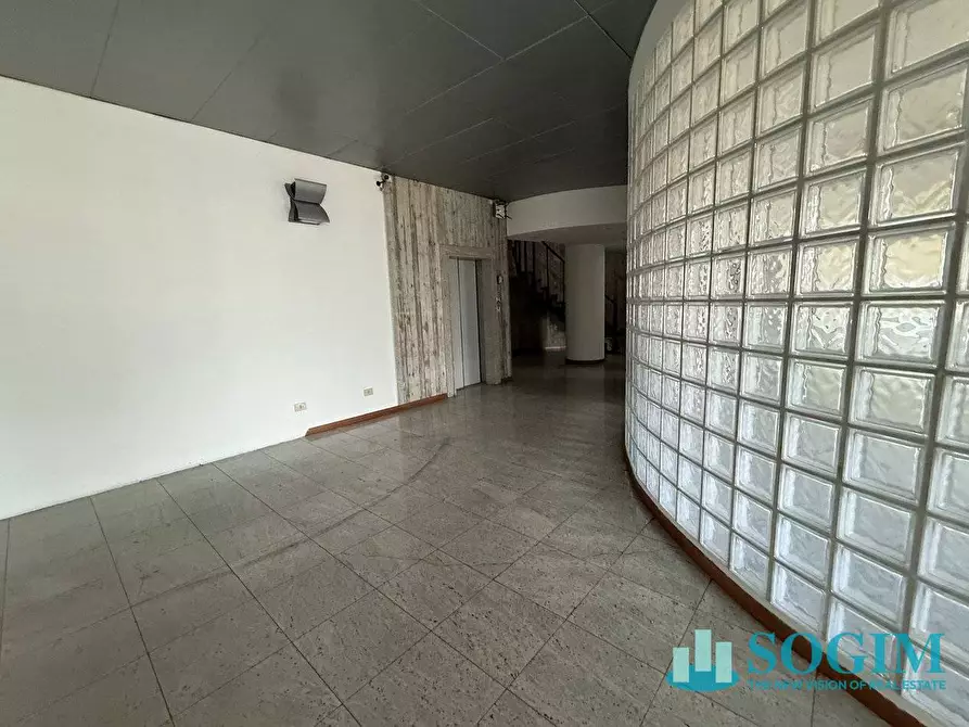 Immagine 22 di Capannone industriale in vendita  in Cellini 5 a Villasanta