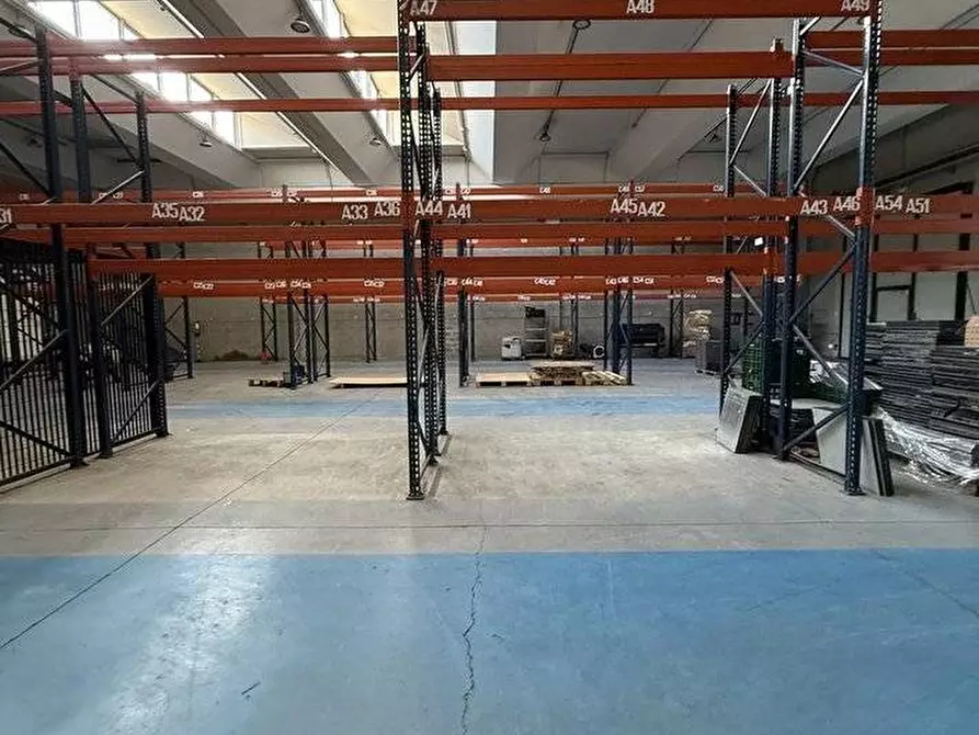Immagine 27 di Capannone industriale in vendita  in Cellini 5 a Villasanta
