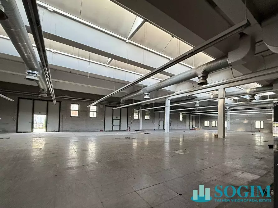 Immagine 36 di Capannone industriale in vendita  in Cellini 5 a Villasanta