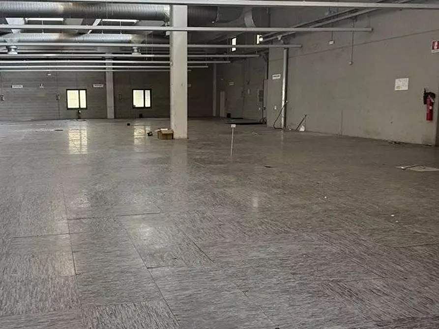 Immagine 40 di Capannone industriale in vendita  in Cellini 5 a Villasanta