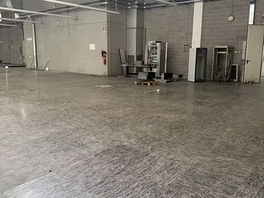 Immagine 44 di Capannone industriale in vendita  in Cellini 5 a Villasanta