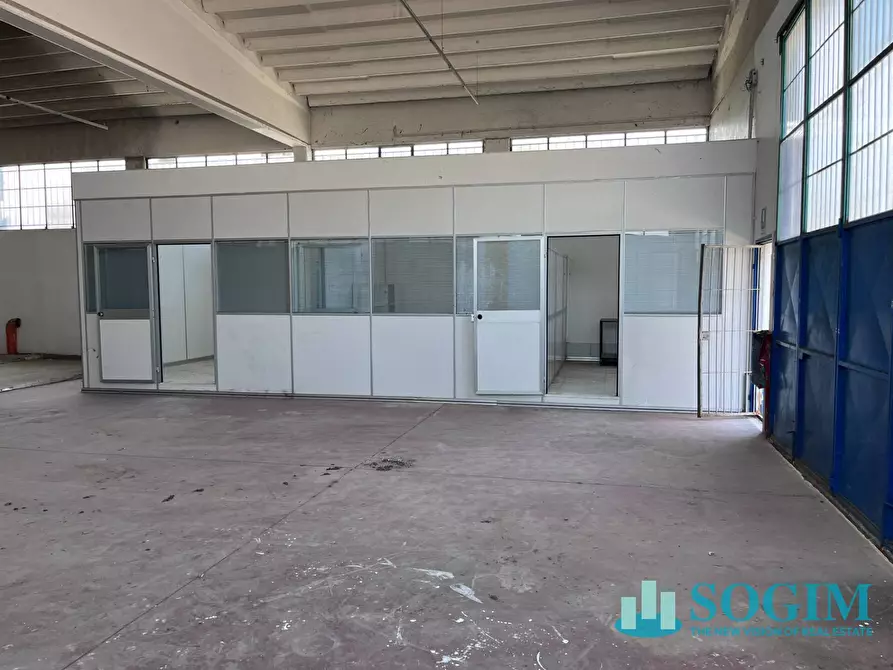 Immagine 7 di Capannone industriale in vendita  in Via Ravello 72 a Albairate