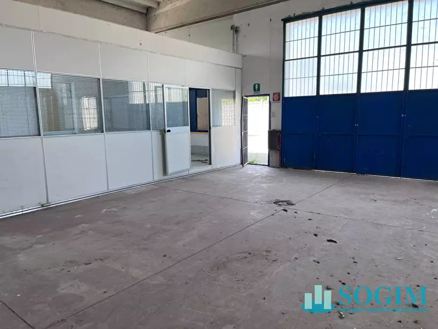 Immagine 8 di Capannone industriale in vendita  in Via Ravello 72 a Albairate