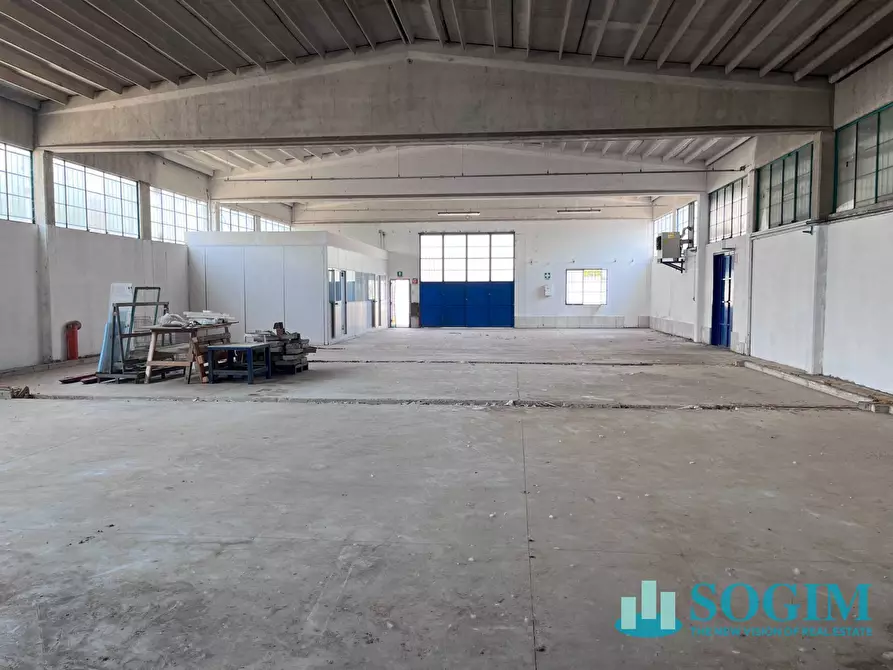Immagine 9 di Capannone industriale in vendita  in Via Ravello 72 a Albairate