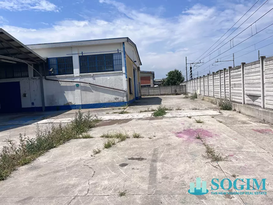 Immagine 15 di Capannone industriale in vendita  in Via Ravello 72 a Albairate