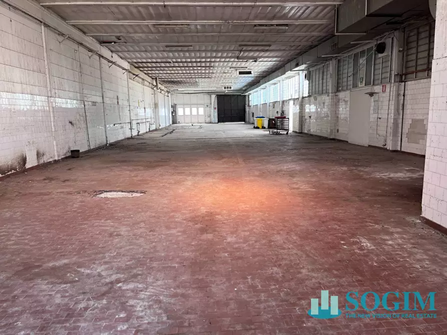 Immagine 16 di Capannone industriale in vendita  in Via Ravello 72 a Albairate