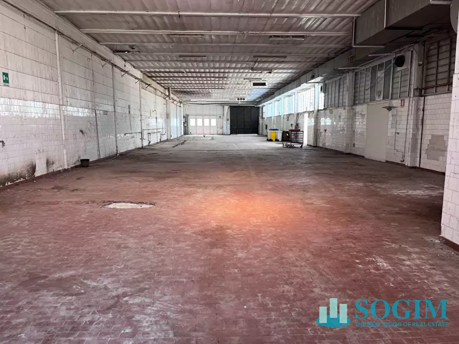 Immagine 17 di Capannone industriale in vendita  in Via Ravello 72 a Albairate