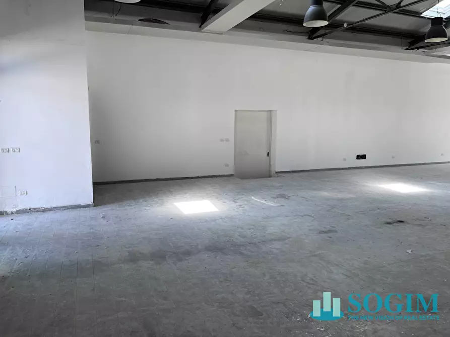 Immagine 23 di Capannone industriale in vendita  in Via Ravello 72 a Albairate