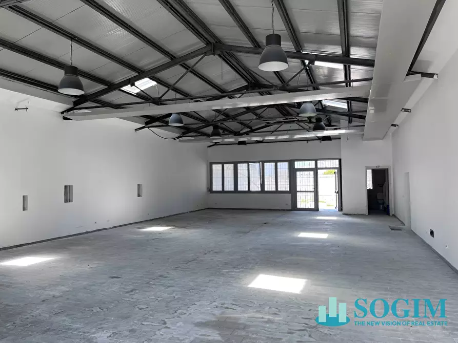 Immagine 27 di Capannone industriale in vendita  in Via Ravello 72 a Albairate