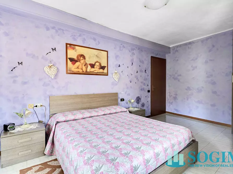 Immagine 19 di Appartamento in vendita  in Via Cristoforo colombo a Albese Con Cassano