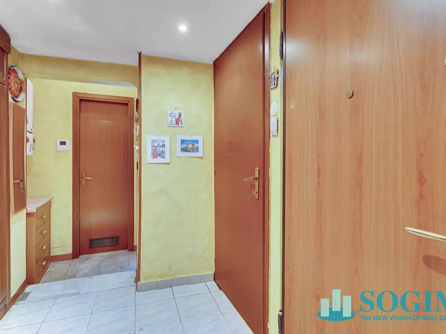 Immagine 8 di Appartamento in vendita  in Via Cristoforo colombo a Albese Con Cassano