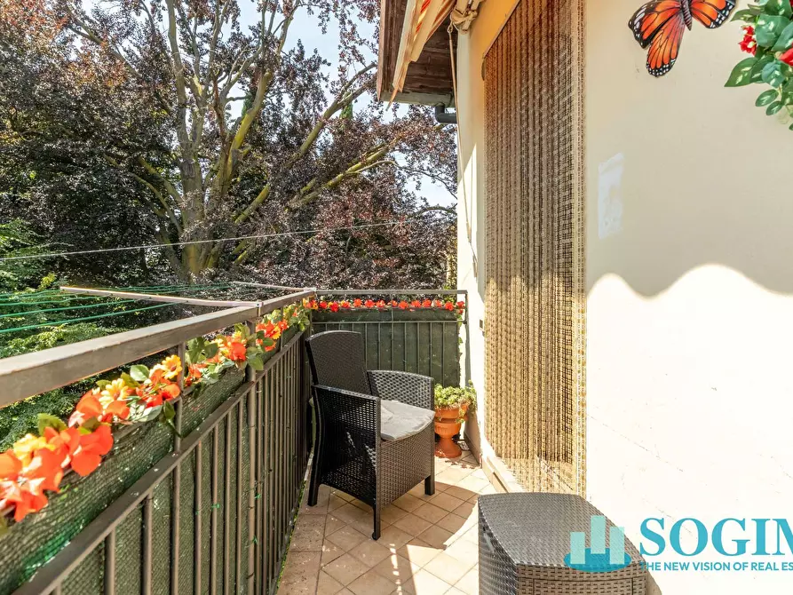 Immagine 23 di Appartamento in vendita  in Via Cristoforo colombo a Albese Con Cassano