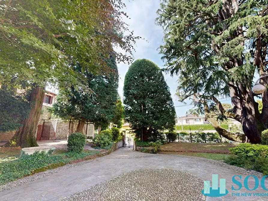 Immagine 39 di Villa in vendita  in Via Como a Lomazzo
