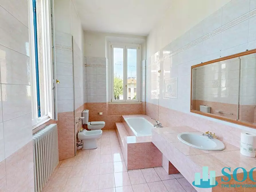 Immagine 27 di Villa in vendita  in Via Como a Lomazzo