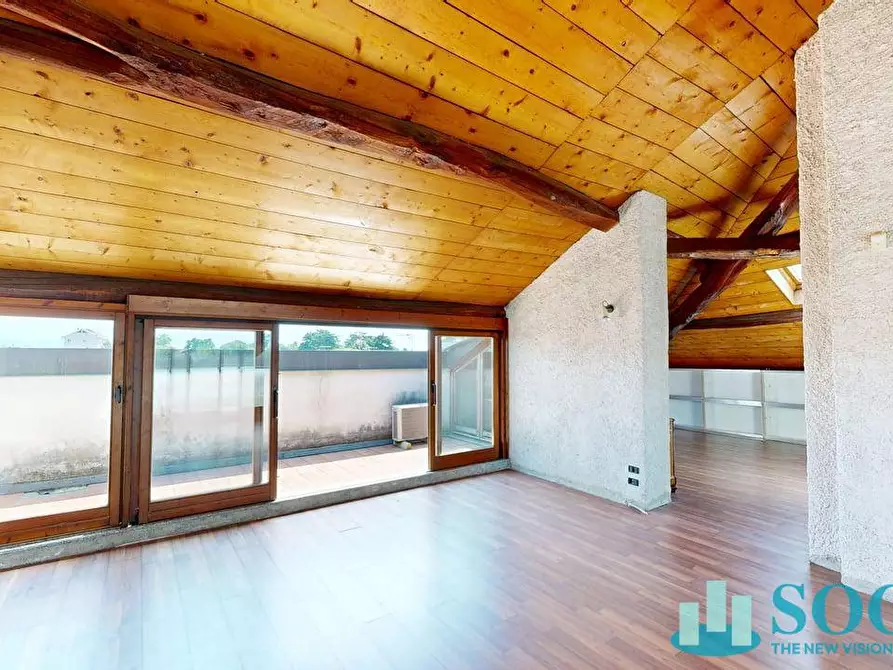 Immagine 31 di Villa in vendita  in Via Como a Lomazzo