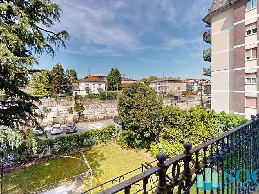 Immagine 26 di Villa in vendita  in Via Como a Lomazzo