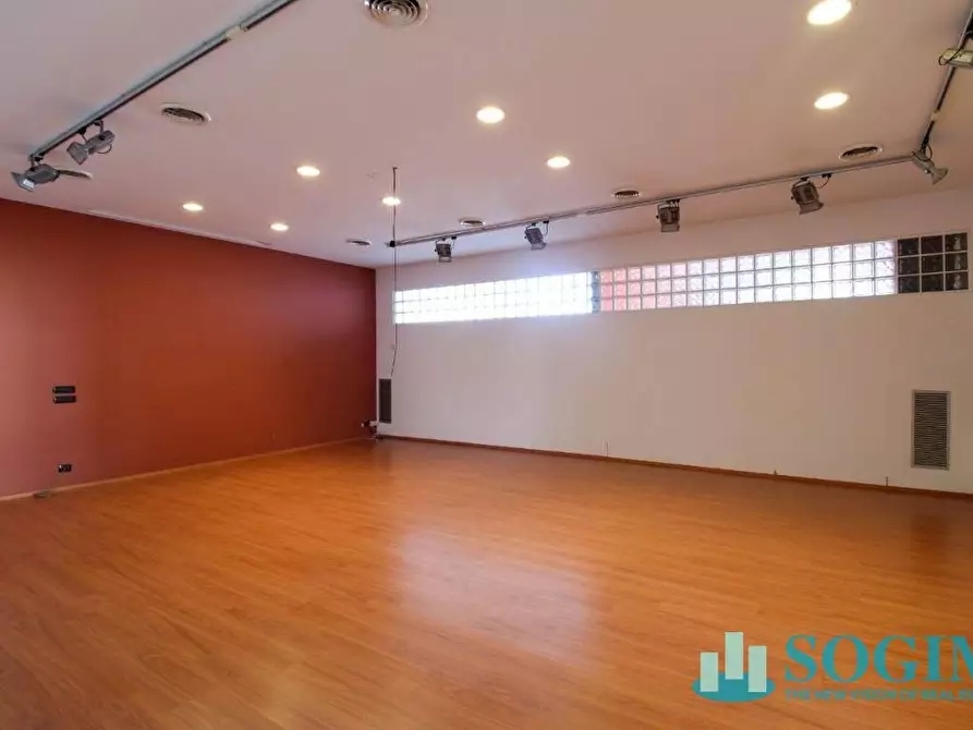 Immagine 8 di Capannone industriale in affitto  in via lombardia 1 a Vignate