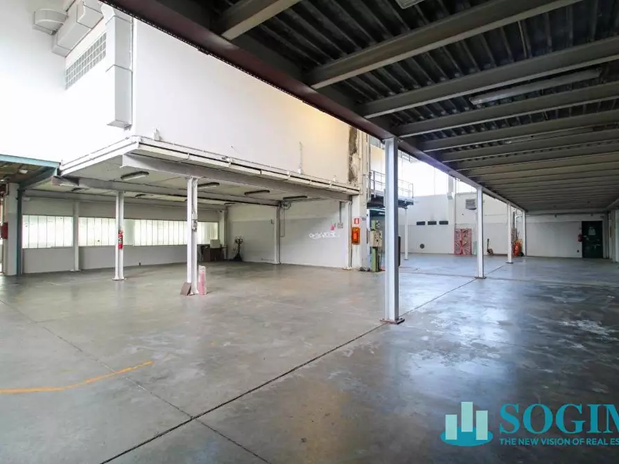 Immagine 10 di Capannone industriale in affitto  in via lombardia 1 a Vignate