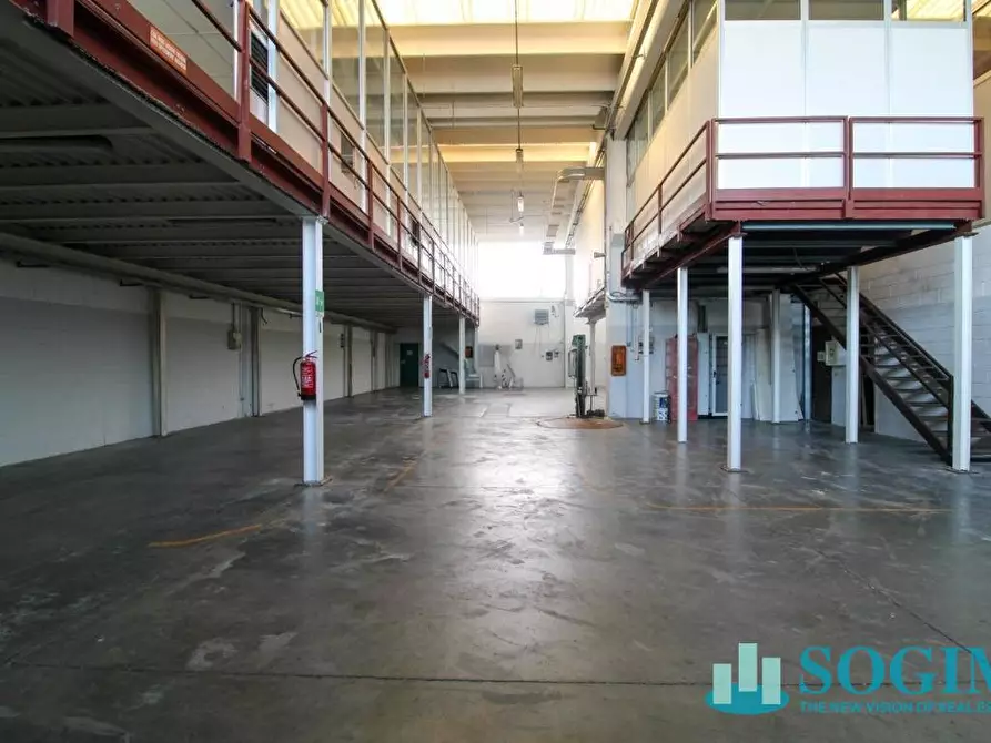 Immagine 12 di Capannone industriale in affitto  in via lombardia 1 a Vignate