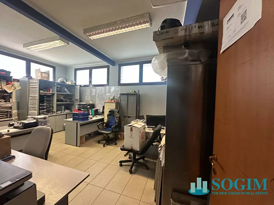 Immagine 6 di Capannone industriale in vendita  in Via Cadorna a Cormano